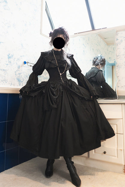 Classic Vintage Garment with a Flattering Fit