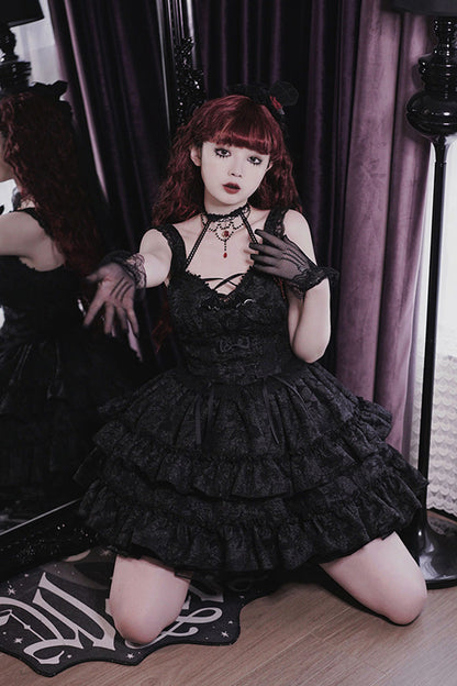 Subtly Elegant Garment with a Refined Vintage Look
