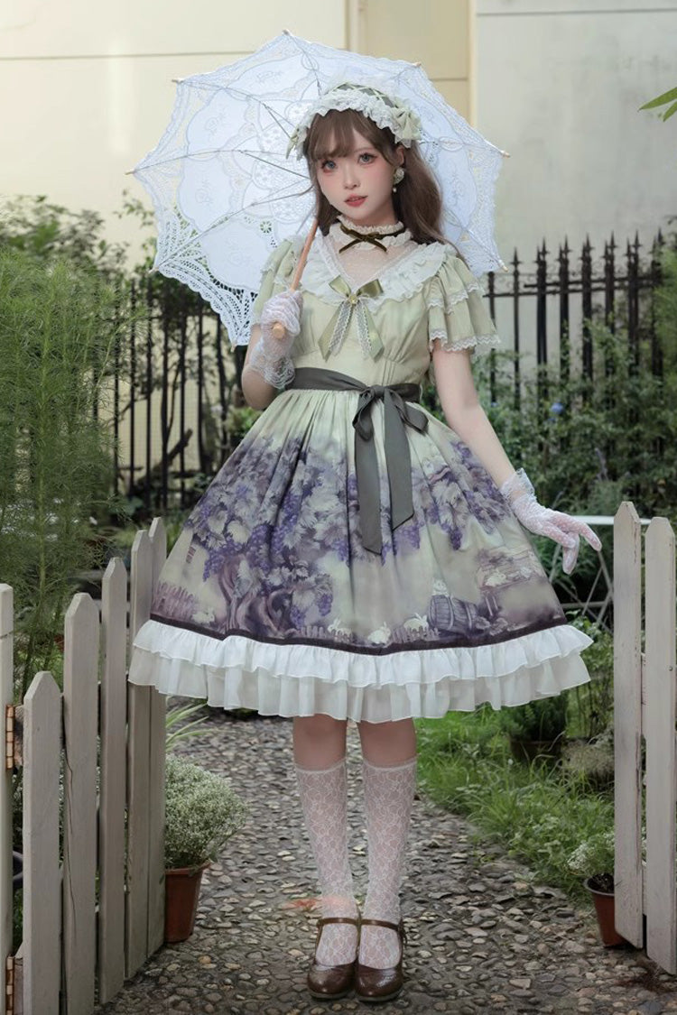 Subtly Elegant Dress with a Refined Vintage Look