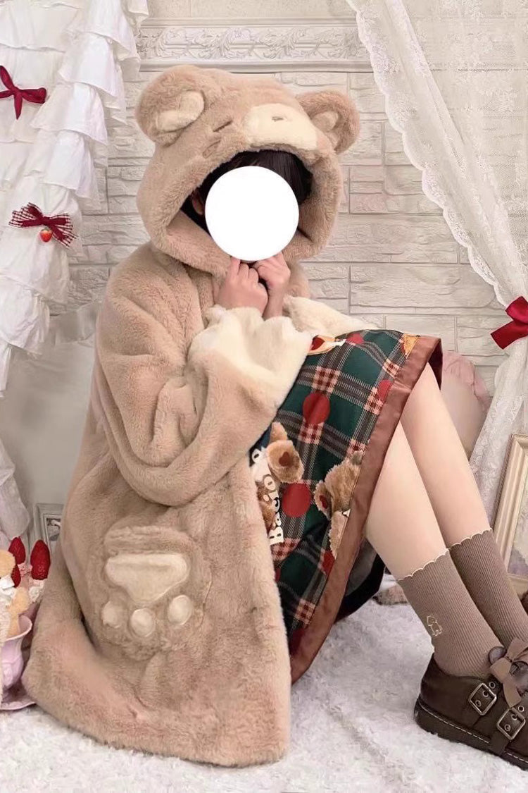 Subtly Elegant Coat with a Refined Vintage Look