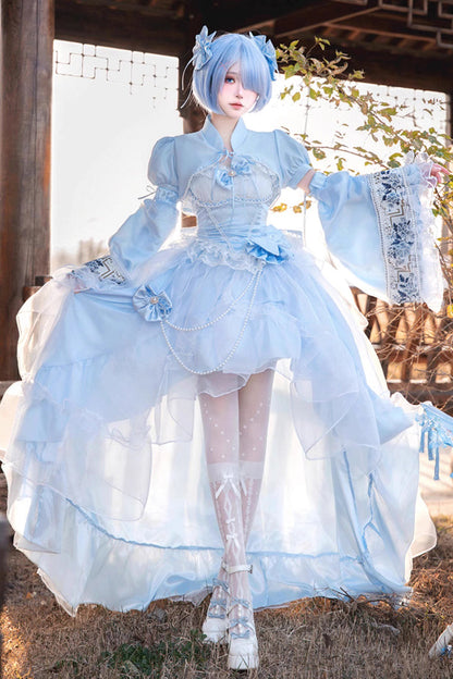 Beautifully Crafted Dress in a Classic Style