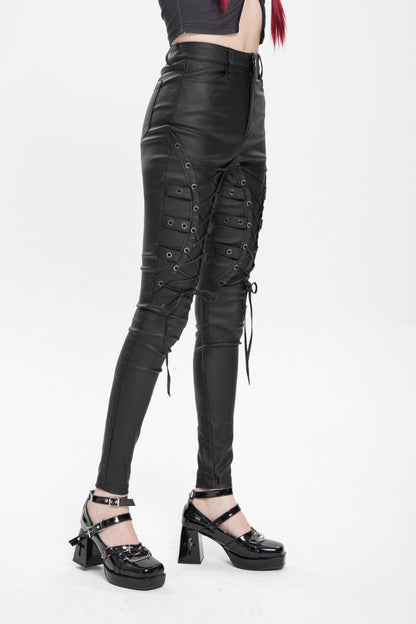 Effortlessly Elegant Pants with a Timeless Design