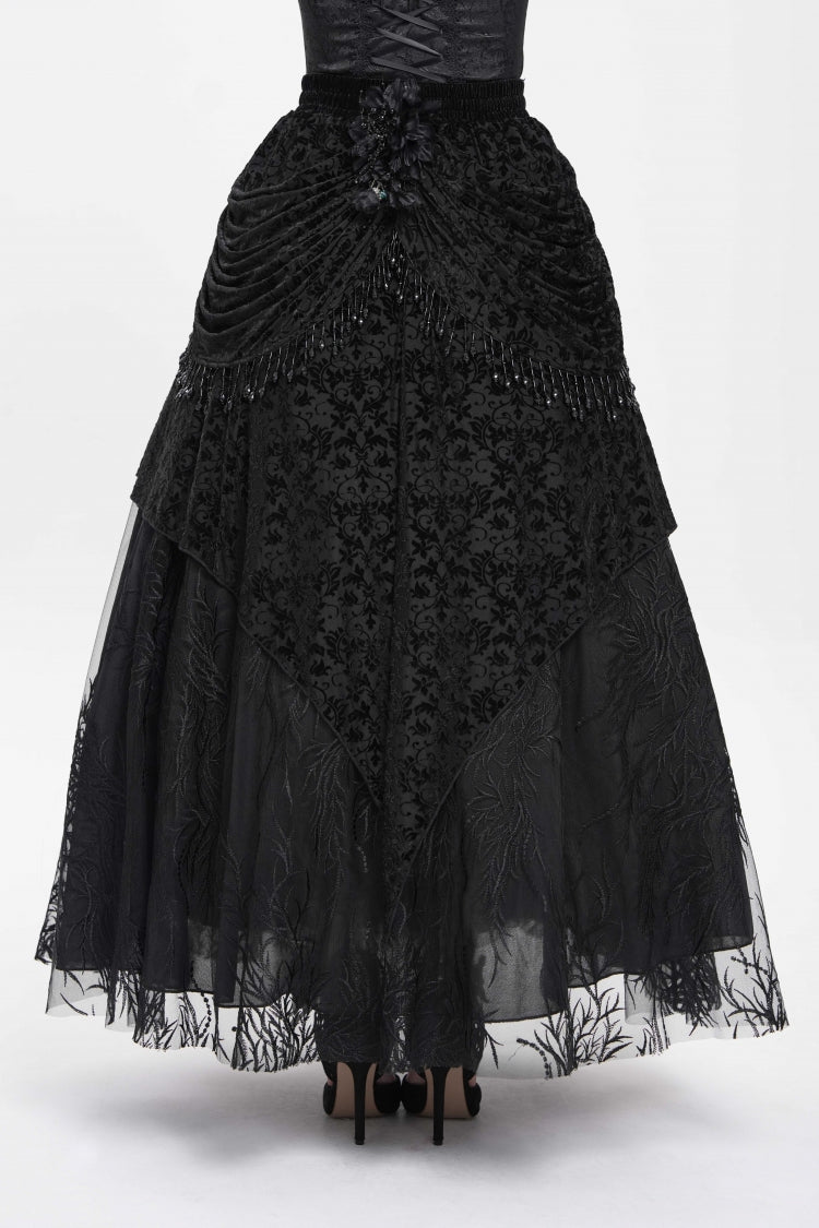 Casually Elegant Garment with a Refined Edge