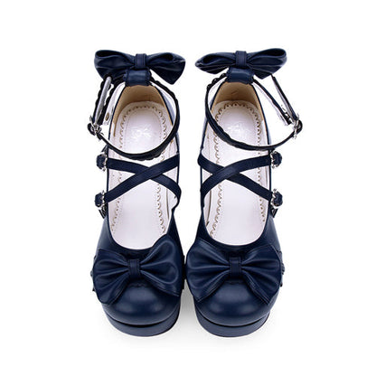 Effortlessly Elegant Shoes with a Timeless Design