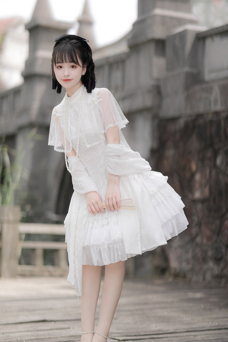 Effortlessly Elegant Dress with a Timeless Design