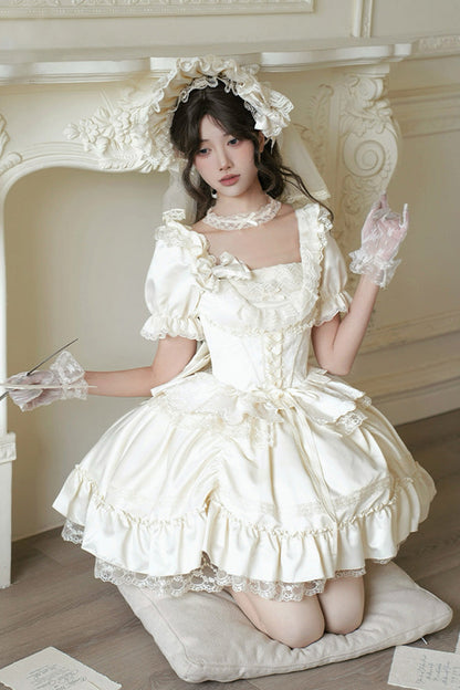Beautifully Crafted Dress in a Classic Style
