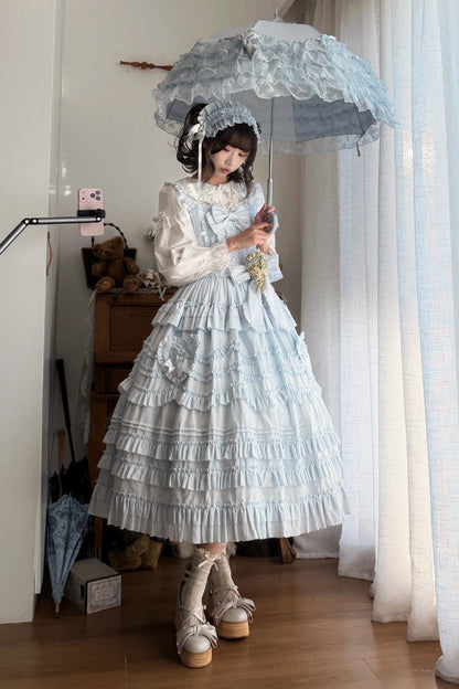 Subtly Elegant Dress with a Refined Vintage Look