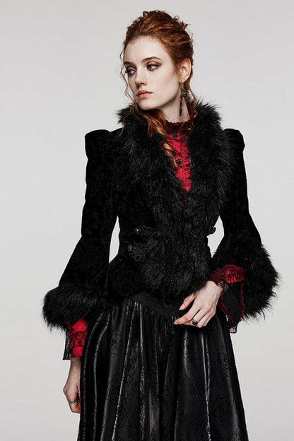 Beautifully Finished Coat in a Timeless Design