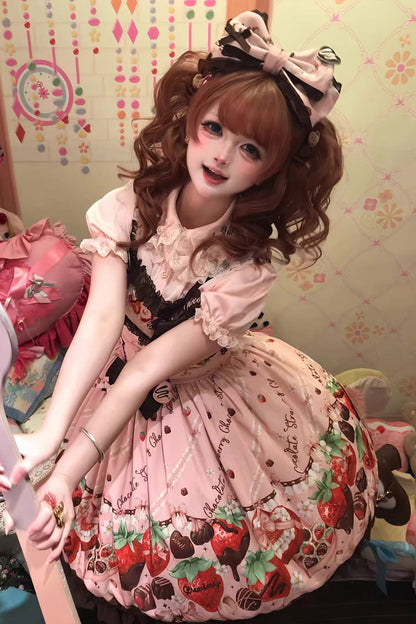 Subtly Elegant Dress with a Refined Vintage Look