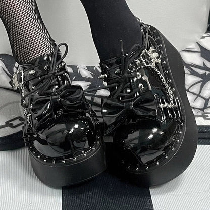 Beautifully Finished Shoes in a Timeless Design