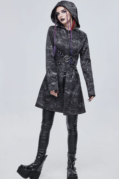 Finely Styled Coat with a Classic Vintage Look