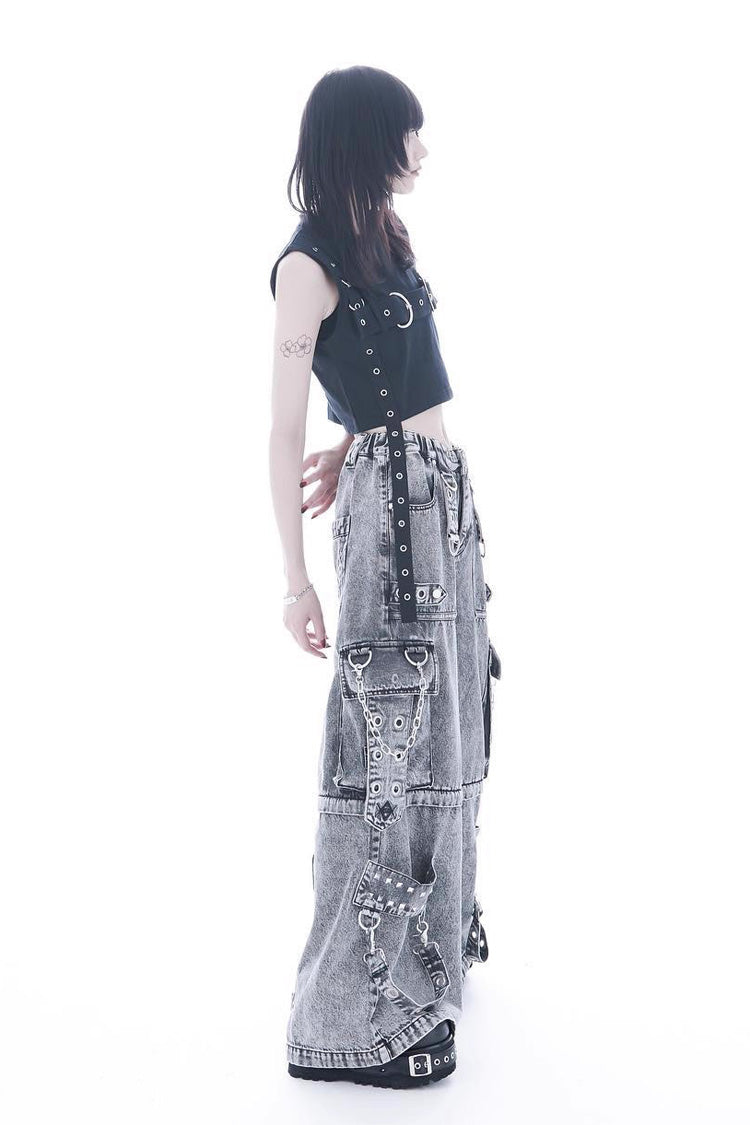 Finely Styled Pants with a Classic Vintage Look