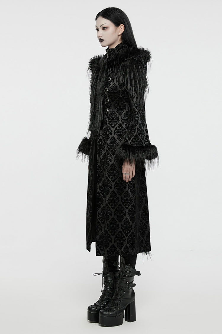 Classic Designed Coat in a Timeless Cut