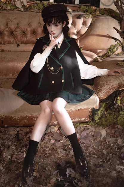 Casually Elegant Garment with a Refined Edge