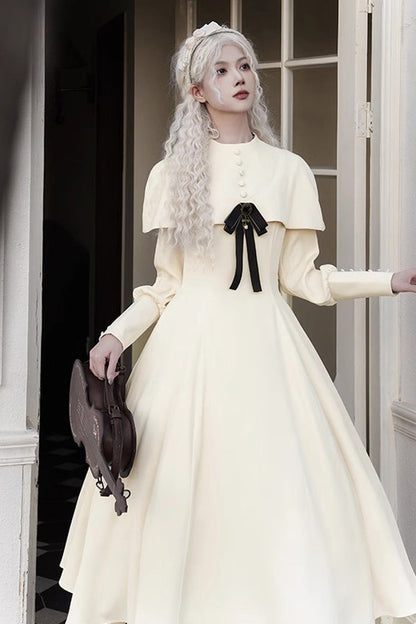 Effortlessly Elegant Dress with a Timeless Design