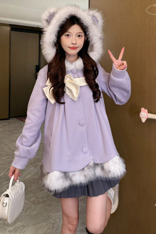 Subtly Elegant Coat with a Refined Vintage Look
