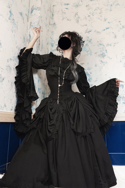 Classic Vintage Garment with a Flattering Fit