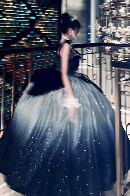 Subtly Elegant Dress with a Refined Vintage Look