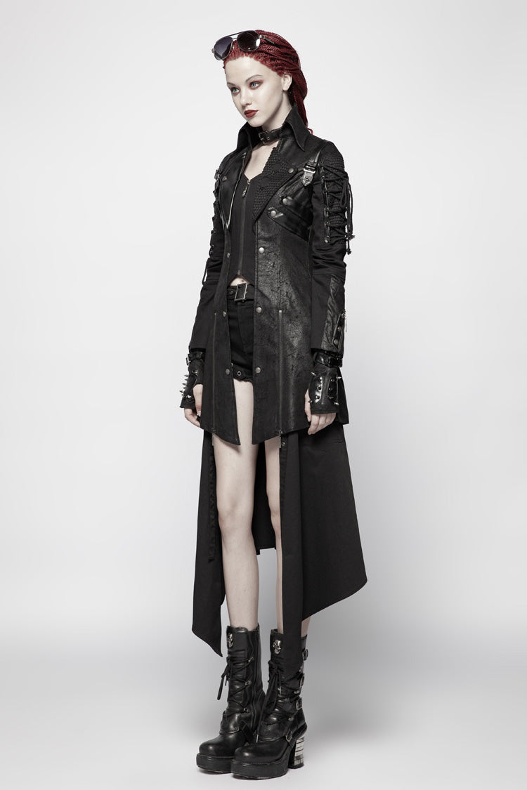 Beautifully Finished Coat in a Timeless Design