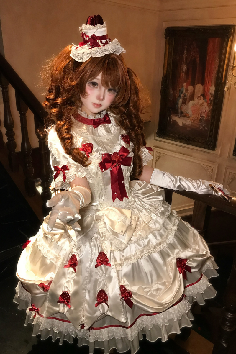 [pre-order Deadline: March 29] Cream Strawberry Lolita Dress