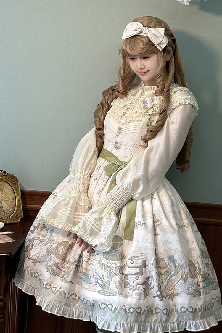 Finely Styled Dress with a Classic Vintage Look