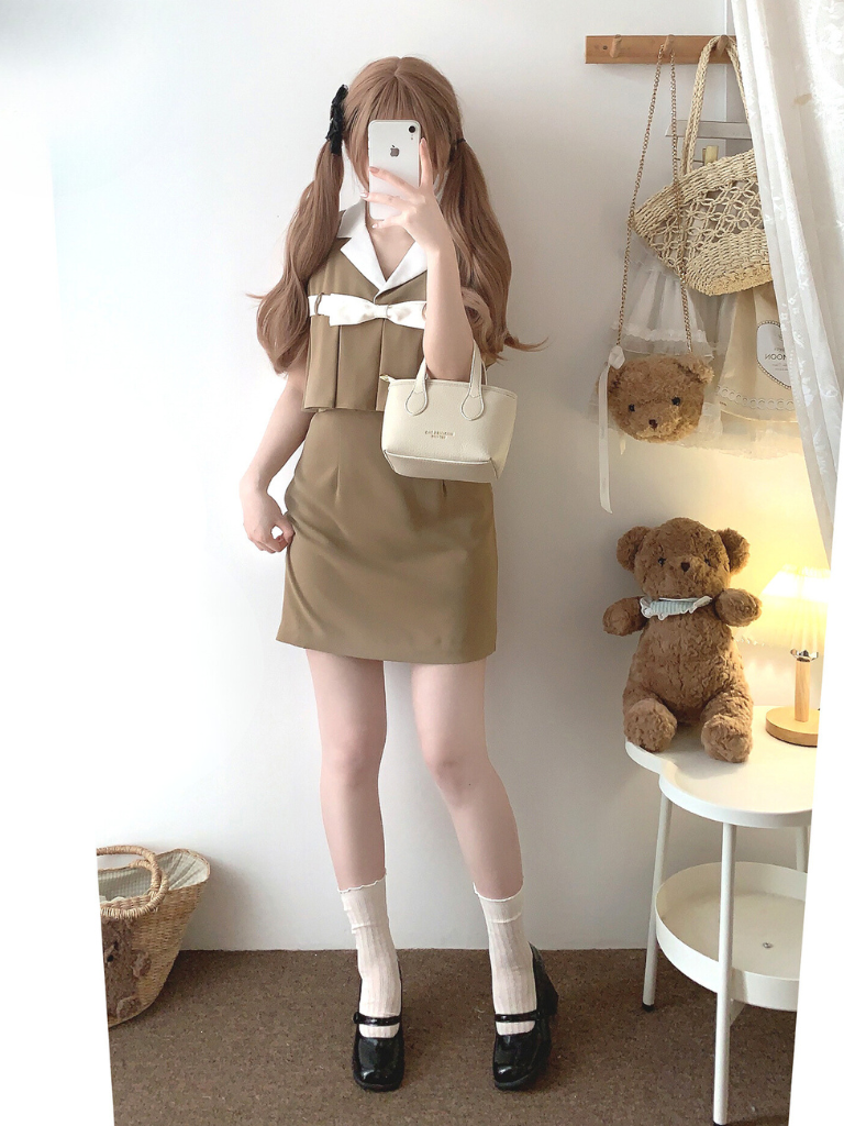 Retro Ribbon Camel Lapel Rich One-piece Dress