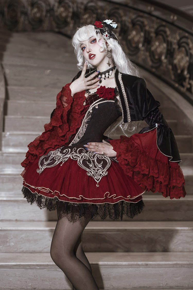 Finely Styled Dress with a Classic Vintage Look