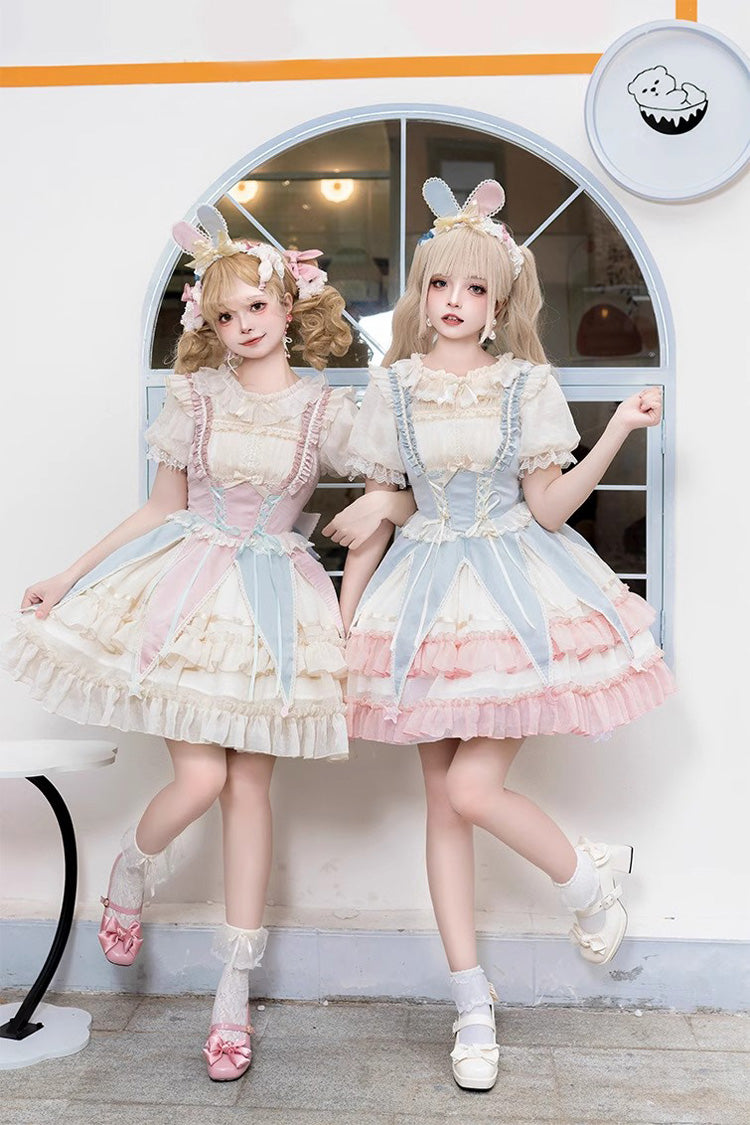 Finely Styled Dress with a Classic Vintage Look