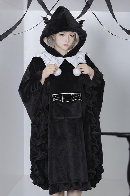 Finely Styled Coat with a Classic Vintage Look