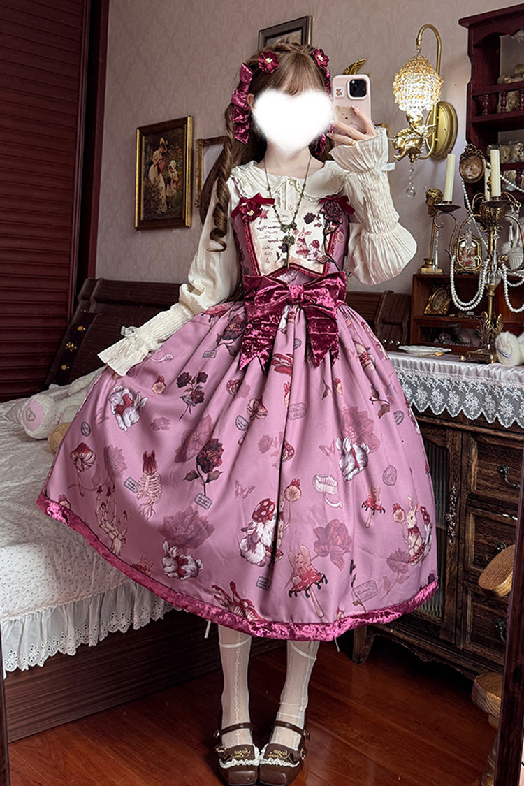 Finely Styled Dress with a Classic Vintage Look