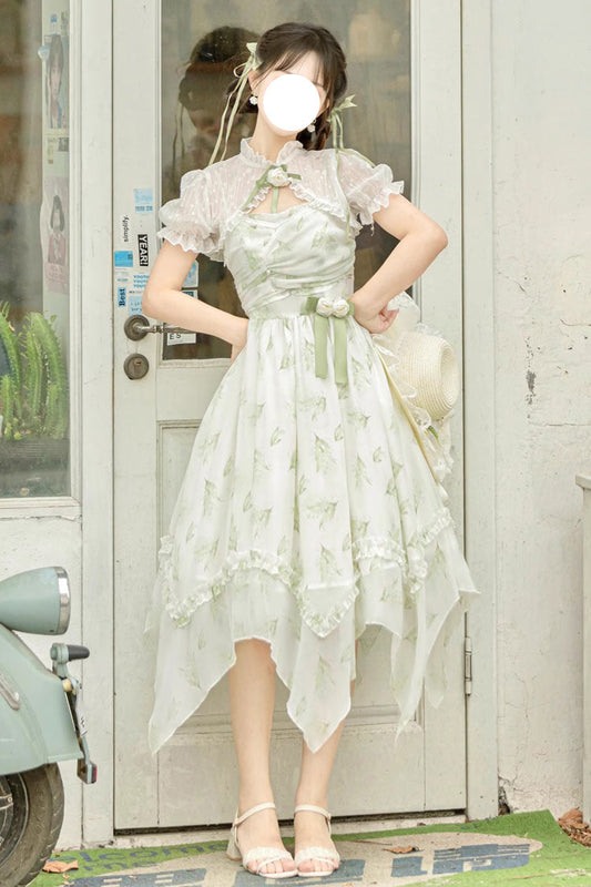 Beautifully Crafted Dress in a Classic Style