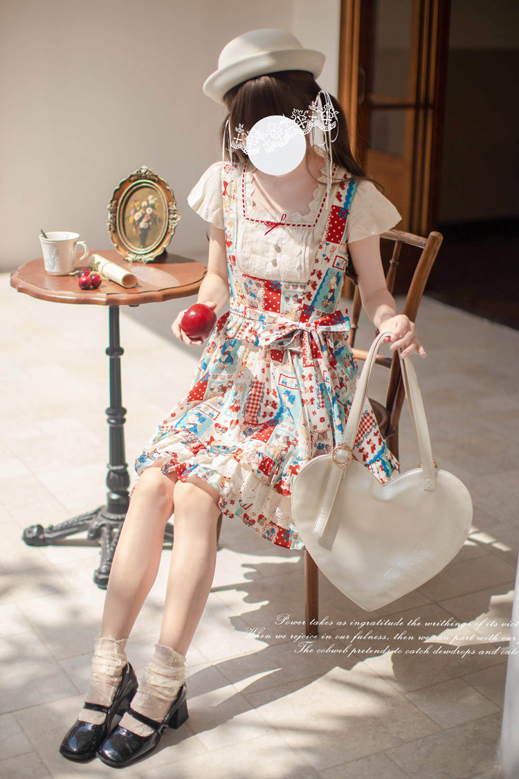 Finely Styled Dress with a Classic Vintage Look