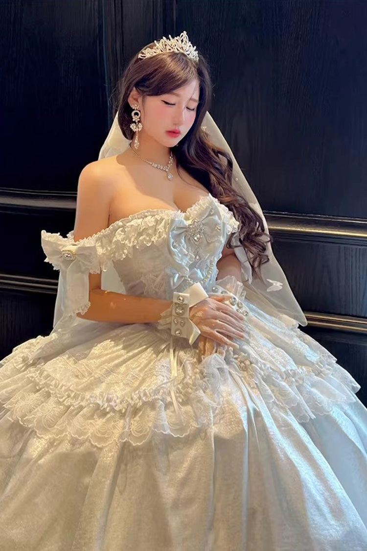 Subtly Elegant Dress with a Refined Vintage Look