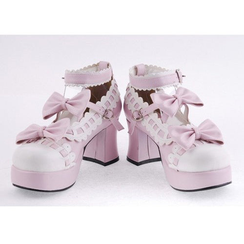 Classic Vintage Shoes with a Flattering Fit