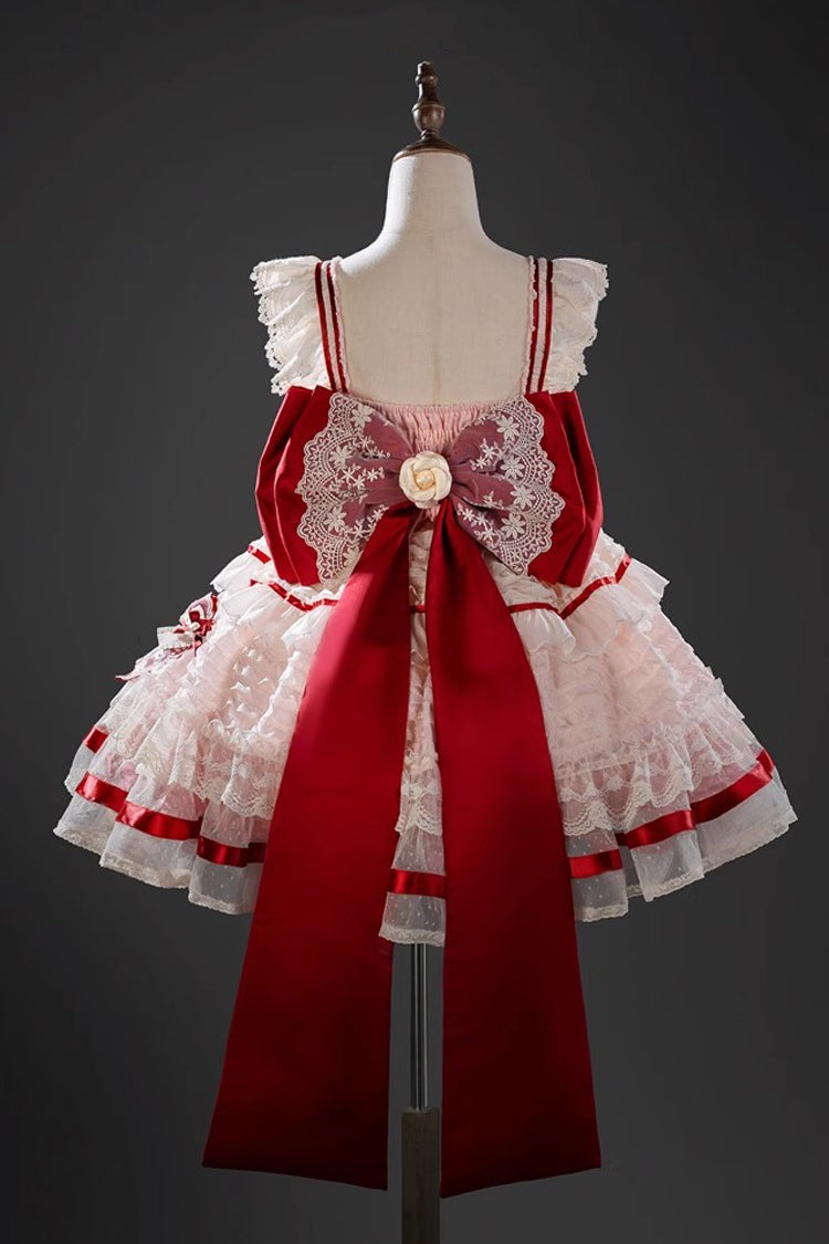 Finely Styled Dress with a Classic Vintage Look