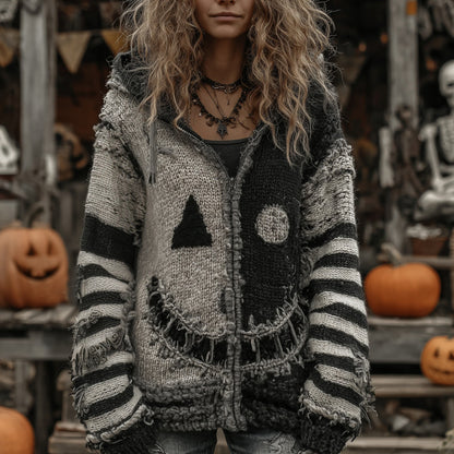Finely Styled Cardigan with a Classic Vintage Look