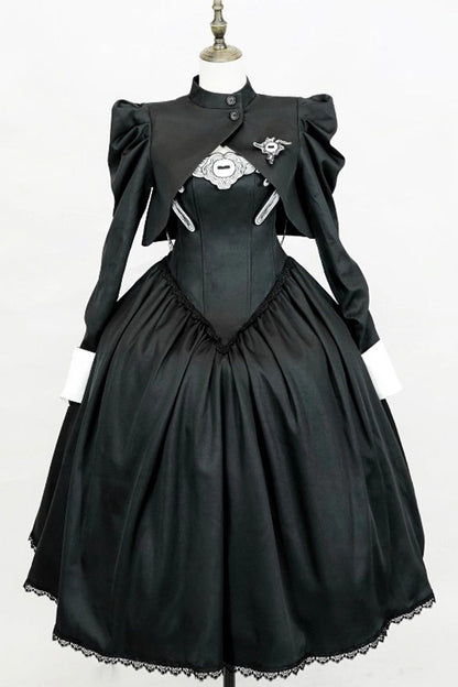 Sophisticated Dress with a Clean Classic Look