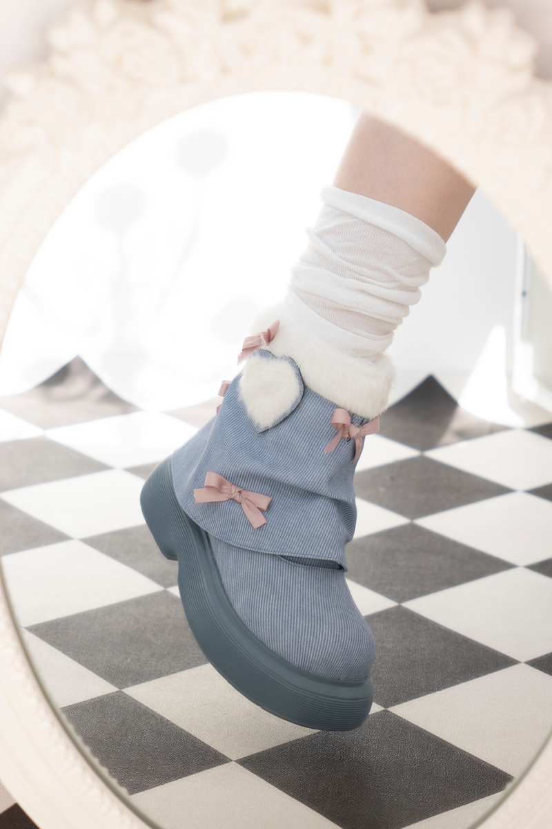 Velvet Ribbon Heart Short Boots