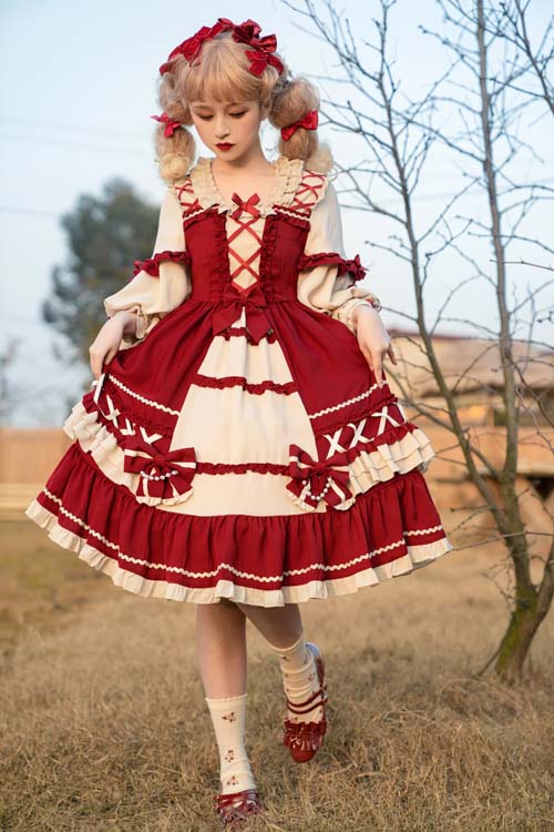Classic Vintage Dress with a Flattering Fit