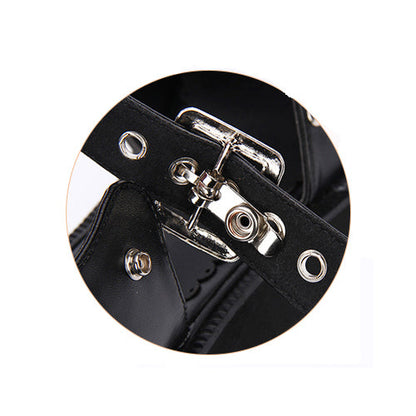 Beautifully Crafted Sandals in a Classic Style