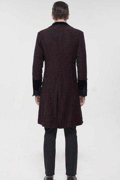 Finely Styled Coat with a Classic Vintage Look