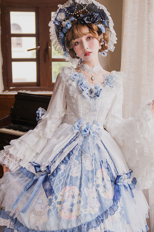 Beautifully Finished Dress in a Timeless Design