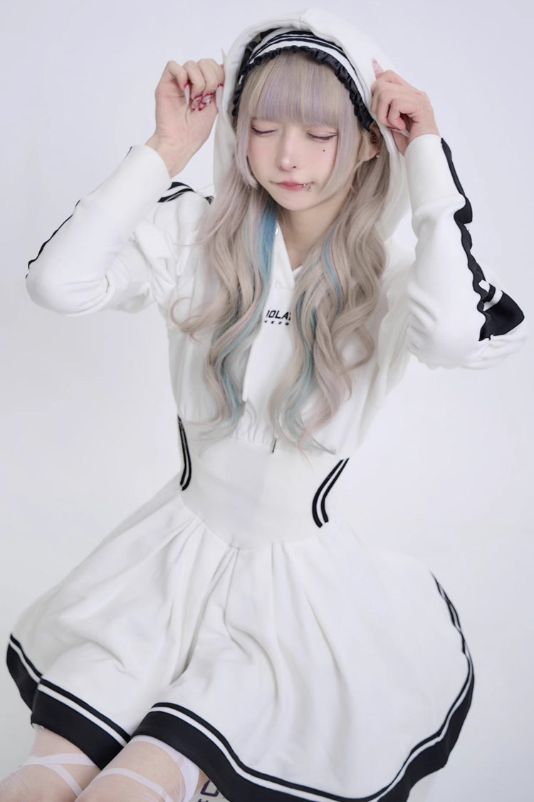 Effortlessly Elegant Sweater with a Timeless Design