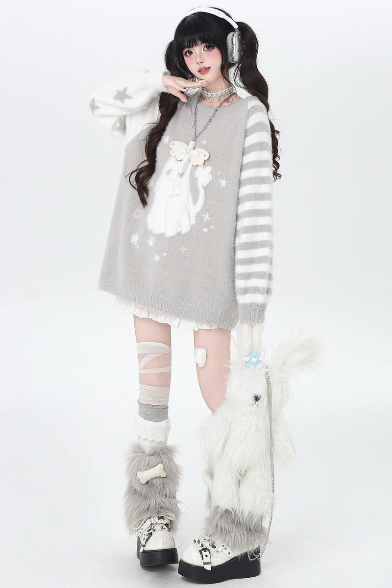 Asymmetric Sleeve Loose Top