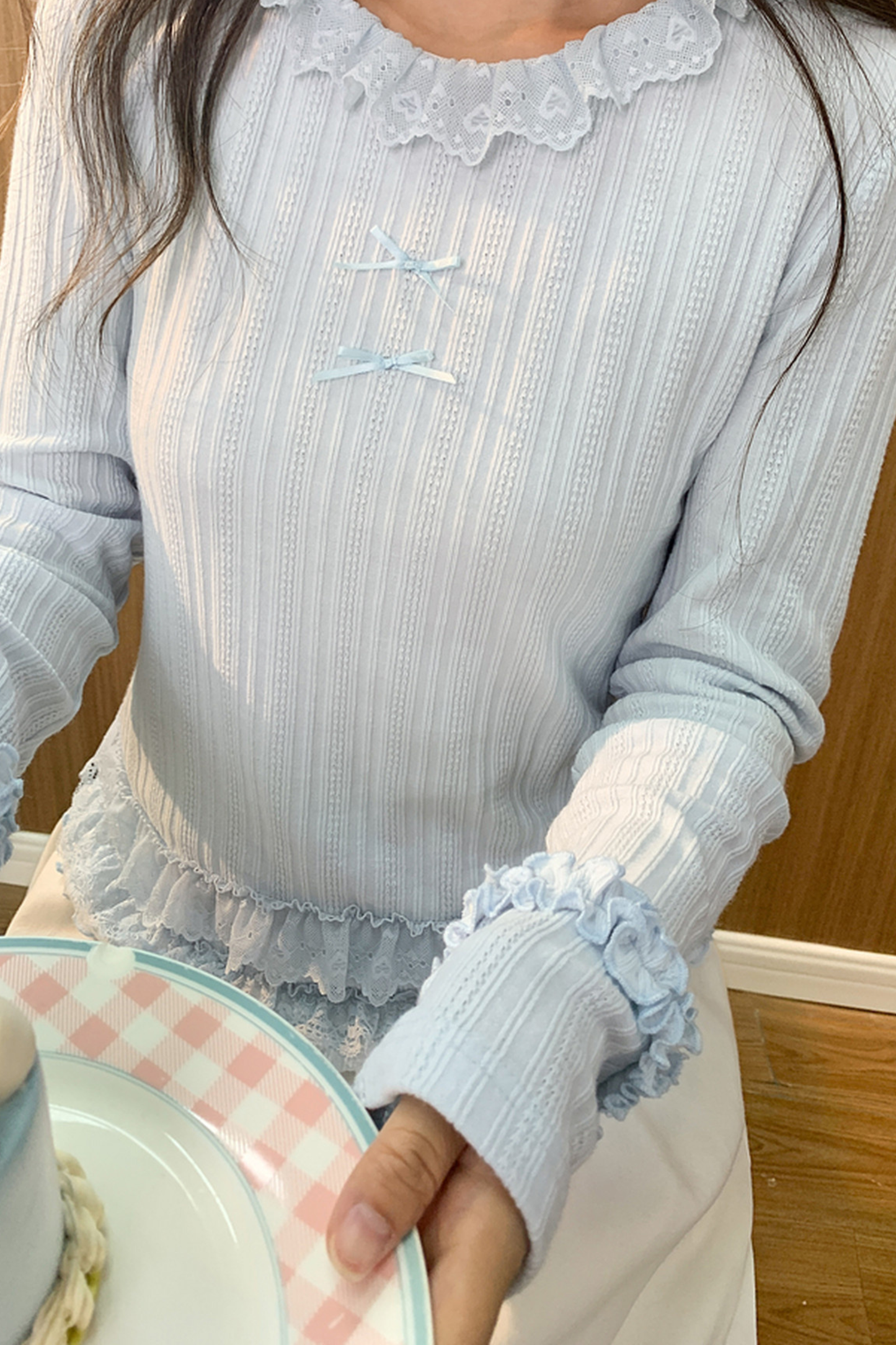 Ribbon Ruffle Slim Top