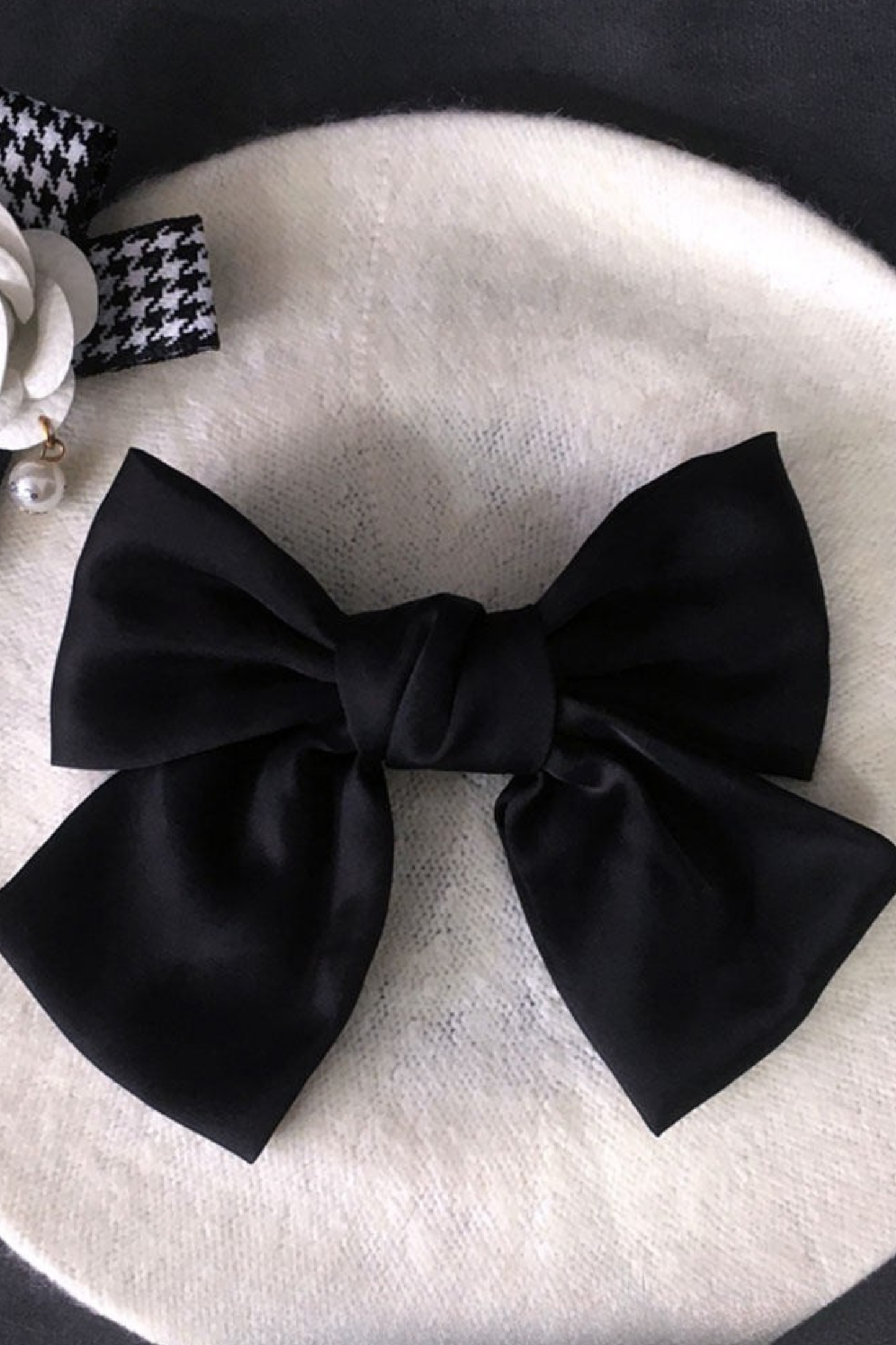 Gothic Velvet Bow Beret