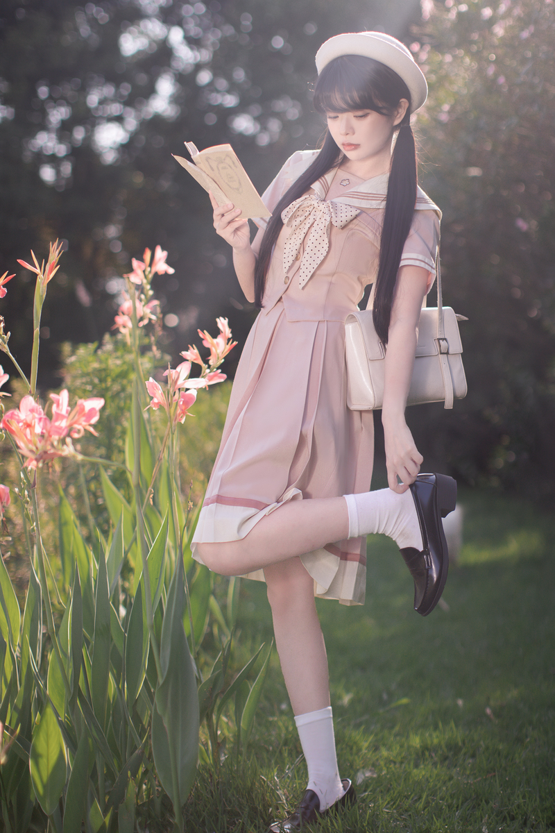 [pre-order] Retro Sweet College Tops + Pleated Skirt