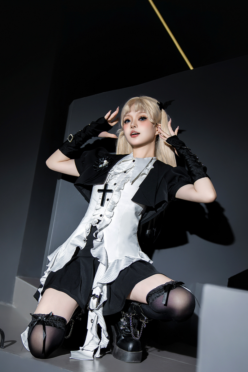 Puff Sleeve Short Jacket + Asymmetrical Shirt + Shorts