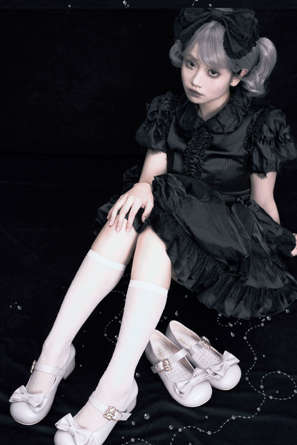 Satin Sheep Puff Ribbon Shoes
