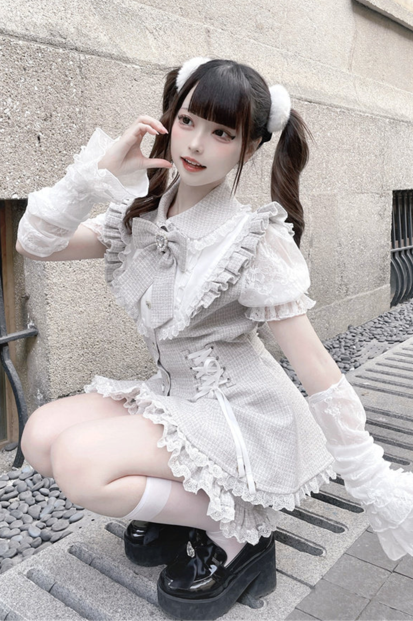Lace-up Jirai Dress + Shorts + Sleeves + Brooch